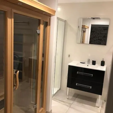 فيلة Les Palmiers. Charme, Et Massage En Vignoble Nantais Le Pallet